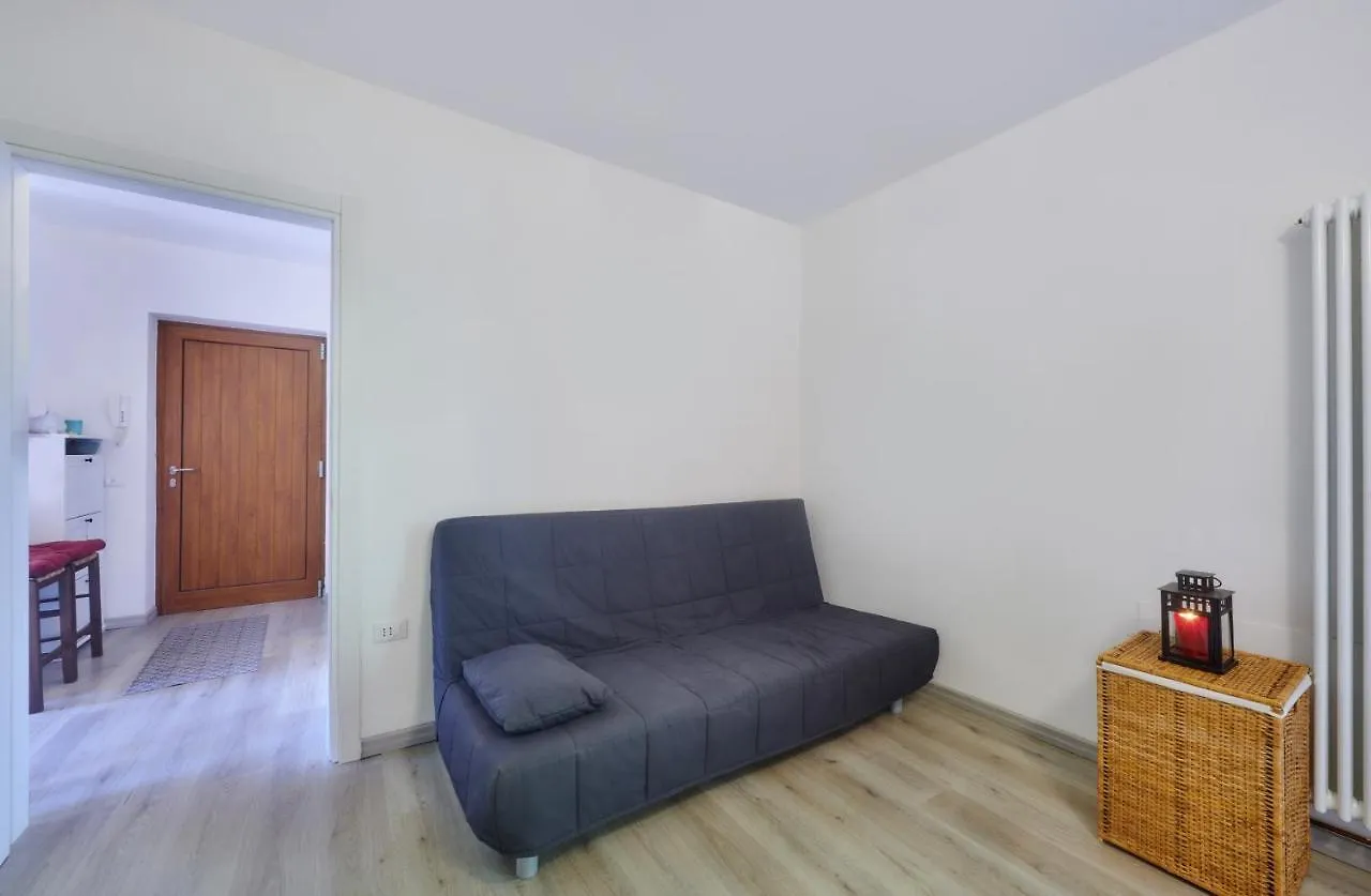 Nicola Flat Apartment Lierna