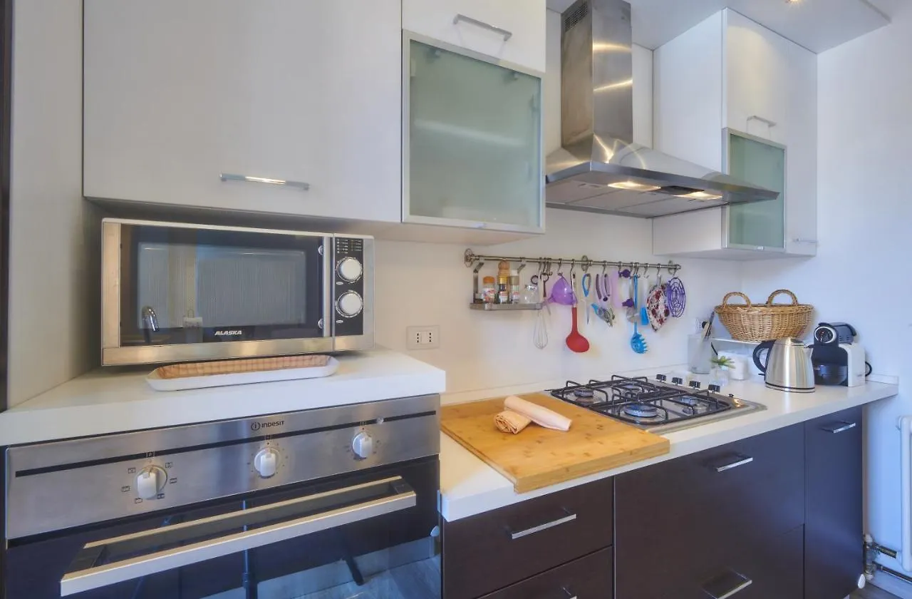 Nicola Flat Apartment Lierna Italy